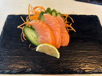 131. Sake Sashimi görseli