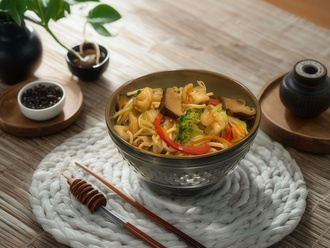 Karidesli Ramen görseli