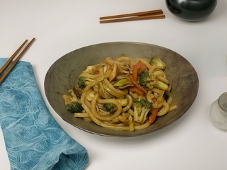 Sebzeli Udon görseli