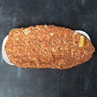Lahmacun görseli