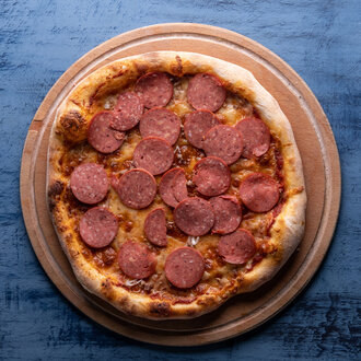 Sucuk Pizza (Büyük) görseli