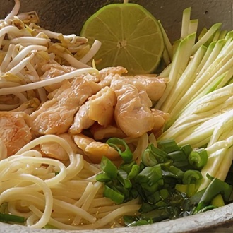 Tavuklu Ramen Çorba görseli