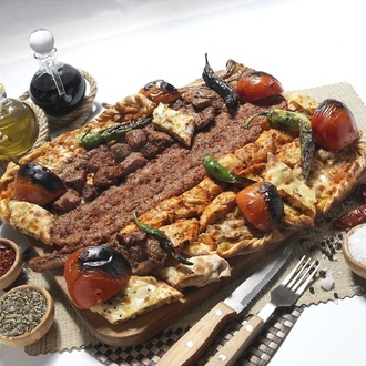 Karışık Kebap (3 Kişilik) görseli
