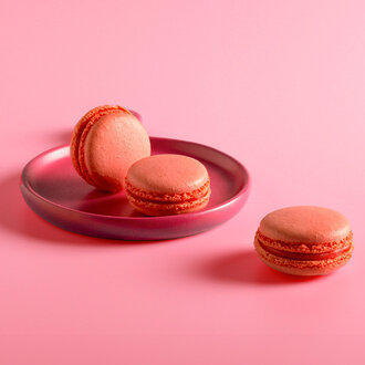 Frambuazlı Makaron görseli