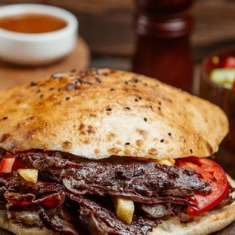 Tombik Ekmek Hatay Soslu  Et Döner Mega Luxury (50 Gr) görseli