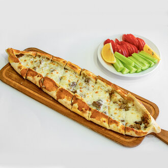 Kavurmalı Kaşarlı Pide görseli