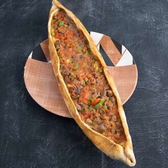 Kuşbaşılı Pide görseli