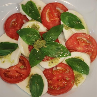 Caprese Salata görseli
