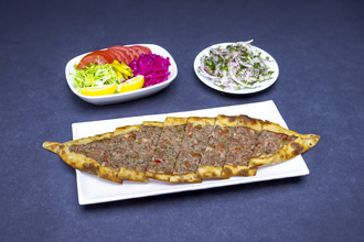 Kuşbaşılı Pide görseli