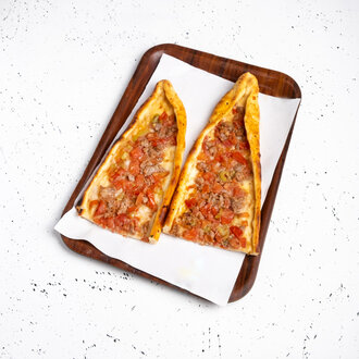 Kuşbaşılı Pide görseli