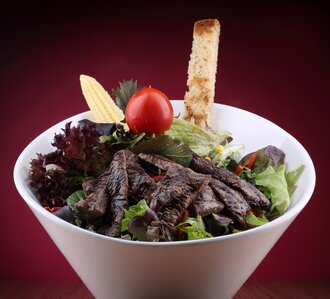 Izgara Bonfile Salata görseli