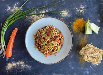 Klasik Tavuklu Noodle görseli