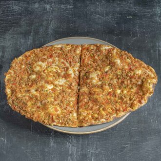 Lahmacun görseli