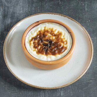 Güveçte Fırın Sütlaç görseli