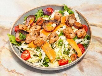 Şaşlıklı Salata görseli