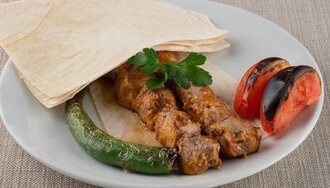 Terbiyeli Şiş Kebap görseli