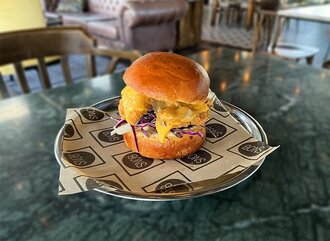 Zinger Rock Burger görseli