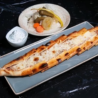 Kıymalı Kaşarlı Pide Bahane görseli