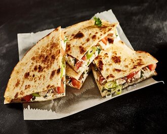 Etli Quesadilla görseli