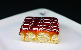 Karamelli Trileçe (1 Dilim) görseli