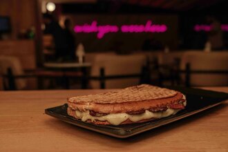 Kaşarlı Tost görseli