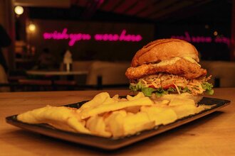 Disco Chicken Burger görseli