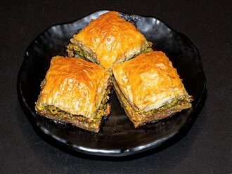 Double Fıstıklı Baklava (1 Kg.) görseli