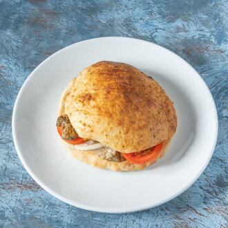 Tombik Ekmek Arası Arnavutciğeri görseli