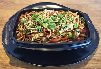 Sebzeli Noodle görseli
