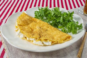 Peynirli Omlet görseli