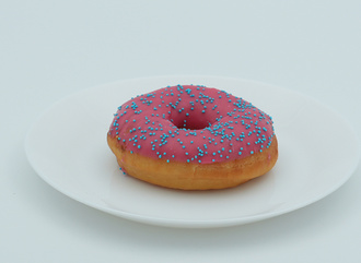 Çilekli Halka Donut görseli