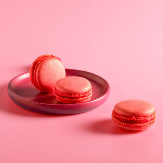 Çilekli Makaron görseli