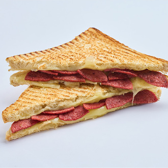 Kare Tost Kaşarlı & Sucuklu görseli