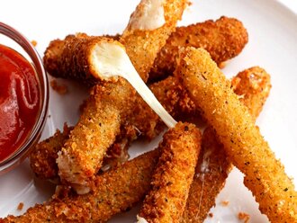 Mozzarella Sticks görseli