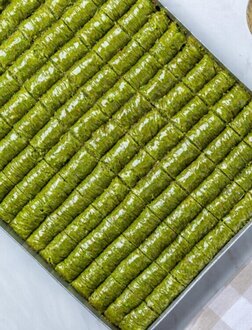 Fıstıklı Yeşil Sarma (1 Kg.) görseli