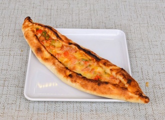 Kuşbaşılı Pide görseli