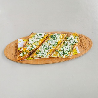 Tavas Usulü Peynirli Yumurtalı Pide görseli