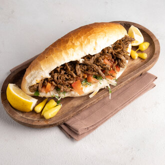 Ekmek Arası Et Tantuni görseli