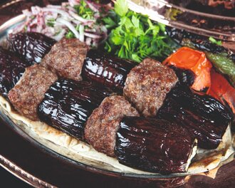 Patlıcanlı Kebap görseli