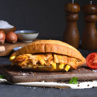 Tavuk Döner Sandviç görseli