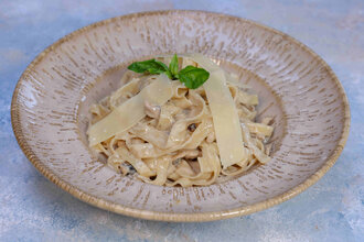 Tavuklu Mantarlı Fettuccine görseli