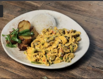 Köri Soslu Tavuk görseli