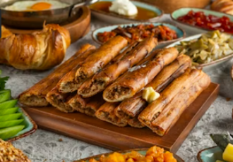 Kavurmalı Kaşarlı Pide (Kapalı) görseli
