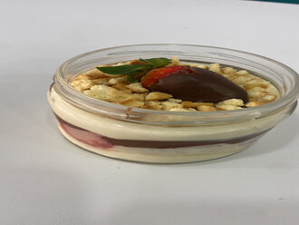 Çilekli Çikolatalı Magnolia görseli