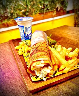 Kaşarlı Tavuk Döner Dürüm Menü görseli