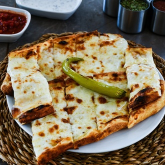 Kaşarlı Pide görseli