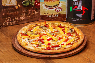 Magic Mushroom Pizza görseli