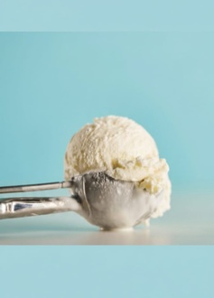 Sade Dondurma (300 Gr.) görseli