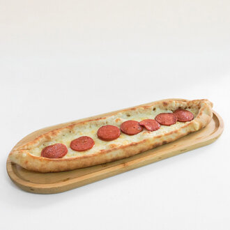 Sucuklu Yumurtalı Pide görseli