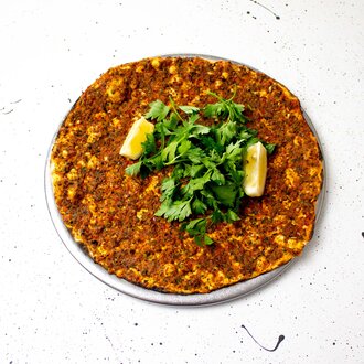 Lahmacun görseli